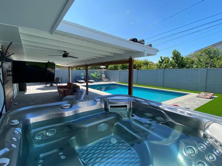 Huntington Beach, Ac, Pool, Hot Tub, Detached Office, Close To Beach, Outside Entertaining Area Eksteriør bilde