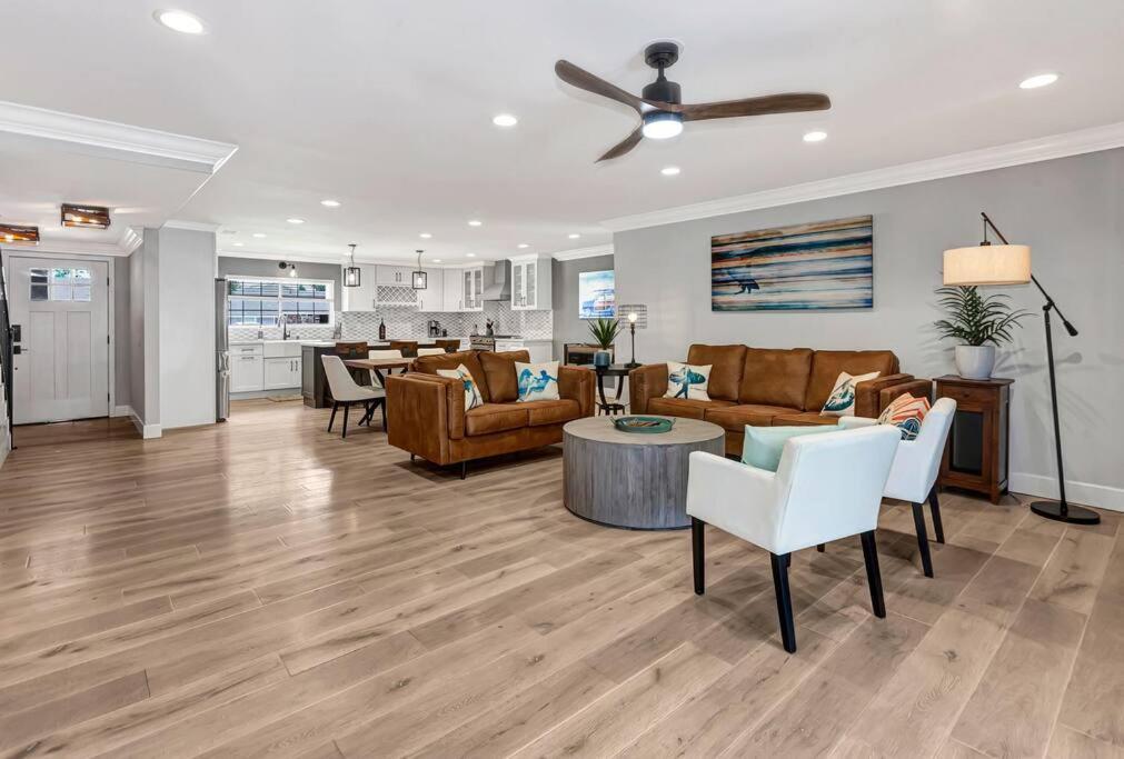 Huntington Beach, Ac, Pool, Hot Tub, Detached Office, Close To Beach, Outside Entertaining Area Eksteriør bilde